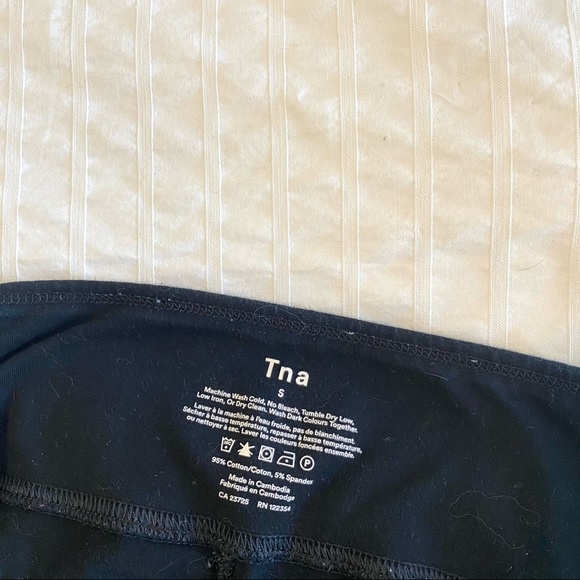 TNA Black Leggings - Picture 3 of 3